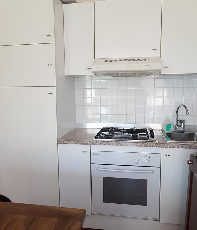 Appartement Casa Di Ludovica à Manerba del Garda Extérieur photo